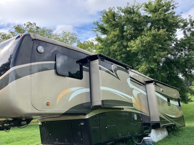 Photo of Rv