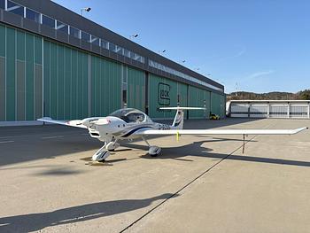 Thumbnail of aircraft