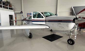 Thumbnail of aircraft