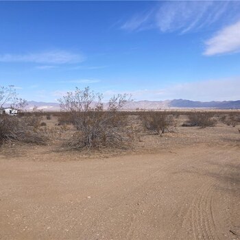 Thumbnail of mobile home lot