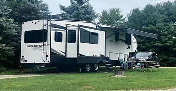 Thumbnail of RV