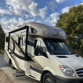 Thumbnail of RV