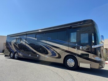 Thumbnail of RV