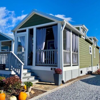 Thumbnail of mobile home