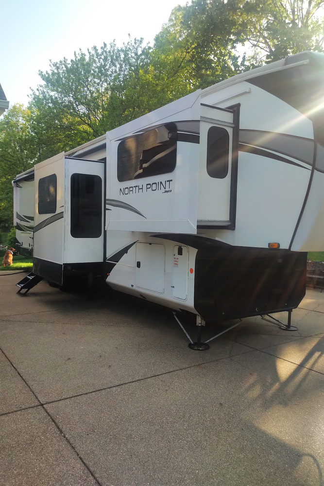 Photo of Rv