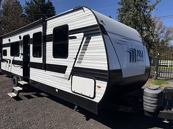 Thumbnail of RV