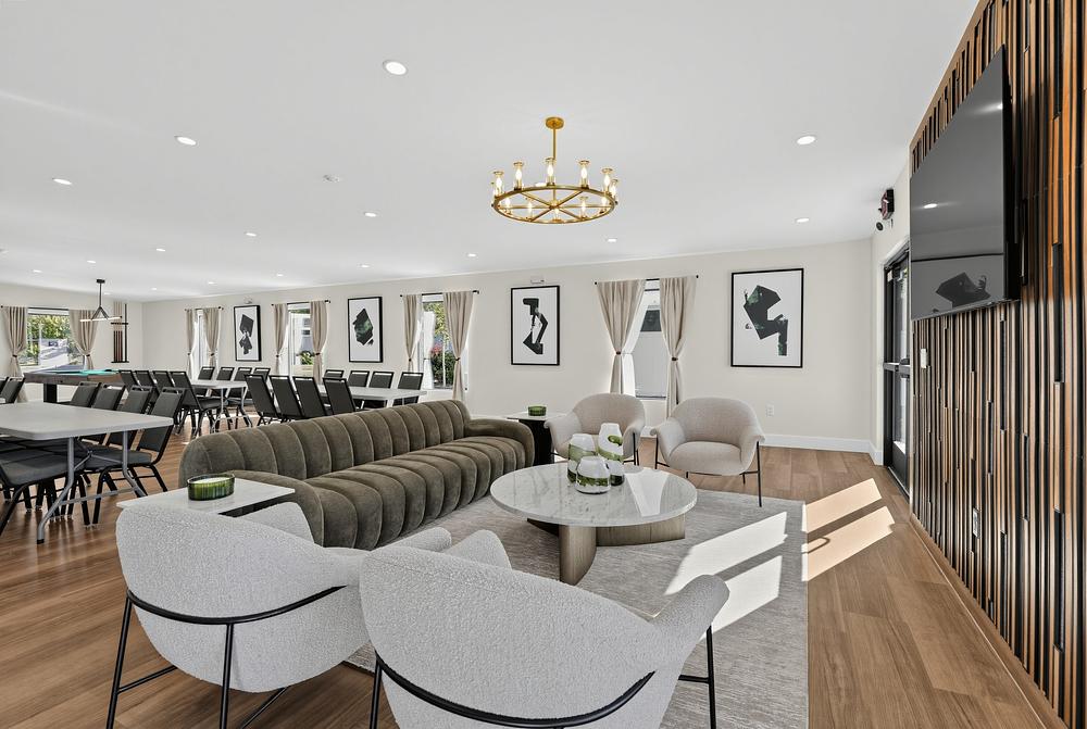 58 10647 W Macaw Ln Others 1626