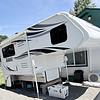 RV for Sale: 2016 995 LONG BED