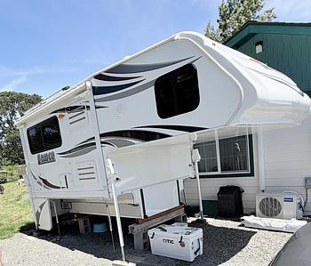 Thumbnail of RV