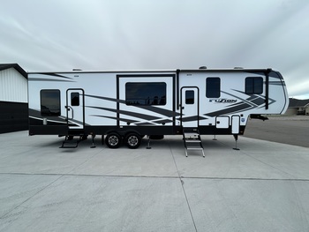 Thumbnail of RV
