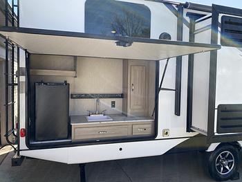 Thumbnail of RV