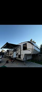 Thumbnail of RV