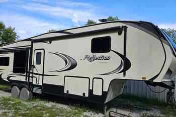 Thumbnail of RV