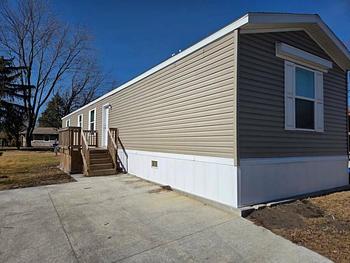 Thumbnail of mobile home