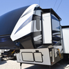 RV for Sale: 2019 FUZION 427