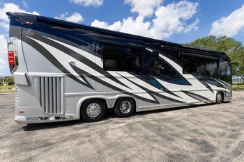 Thumbnail of RV