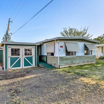 Thumbnail of mobile home