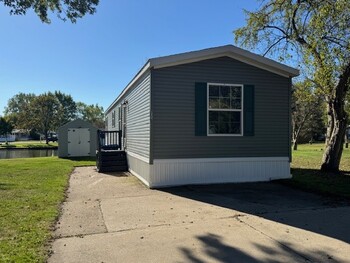 Thumbnail of mobile home