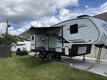 Thumbnail of RV
