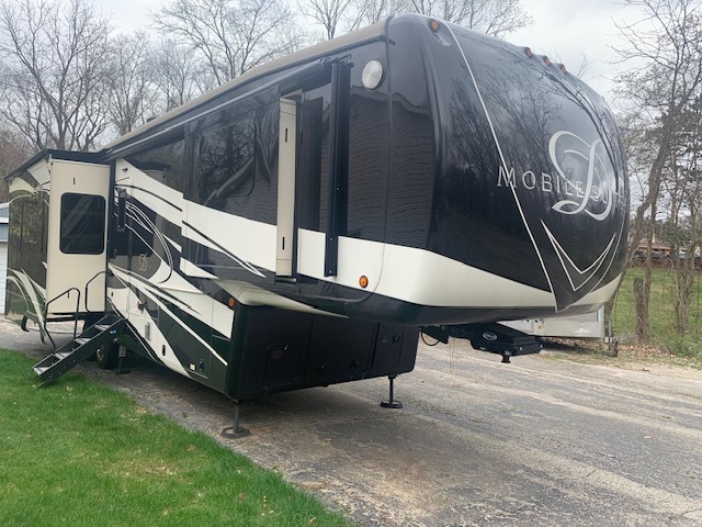 Photo of Rv
