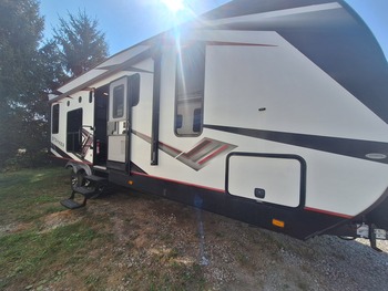 Thumbnail of RV