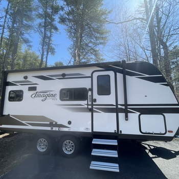Thumbnail of RV