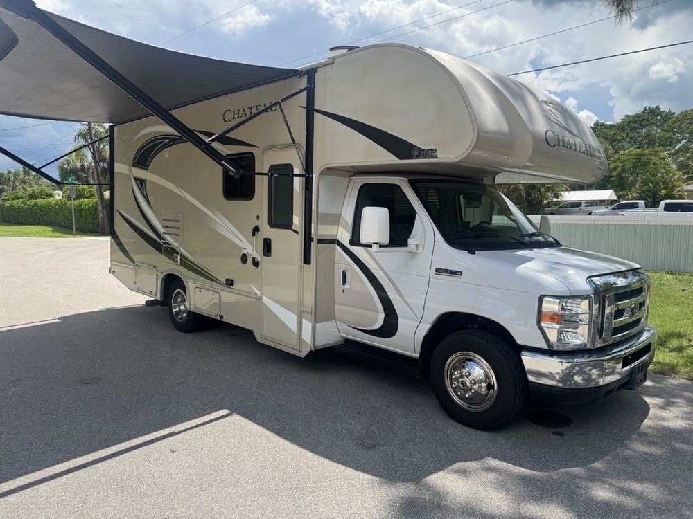 Photo of Rv
