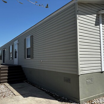 Thumbnail of mobile home