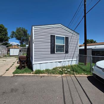 Thumbnail of mobile home