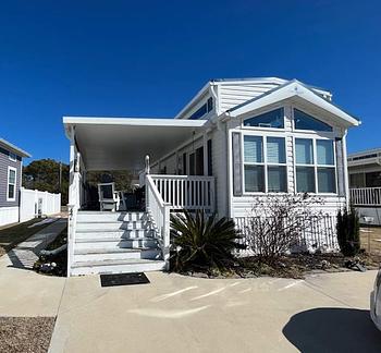 Thumbnail of mobile home