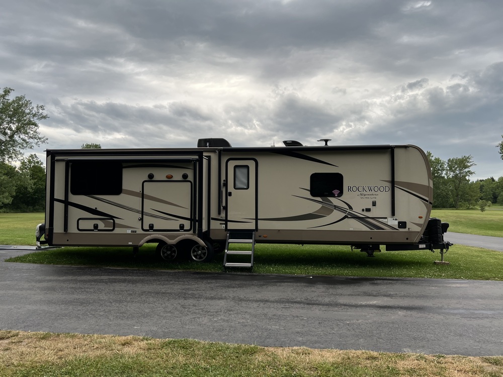 Photo of Rv