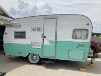 Thumbnail of RV