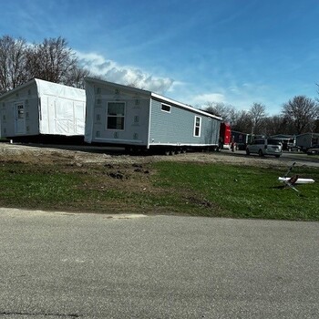 Thumbnail of mobile home