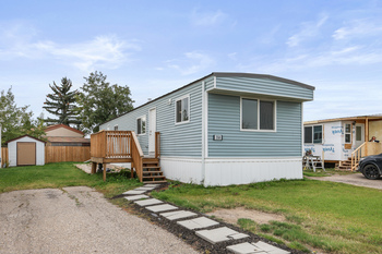 Thumbnail of mobile home