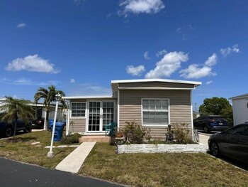 Thumbnail of mobile home