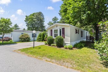 Thumbnail of mobile home