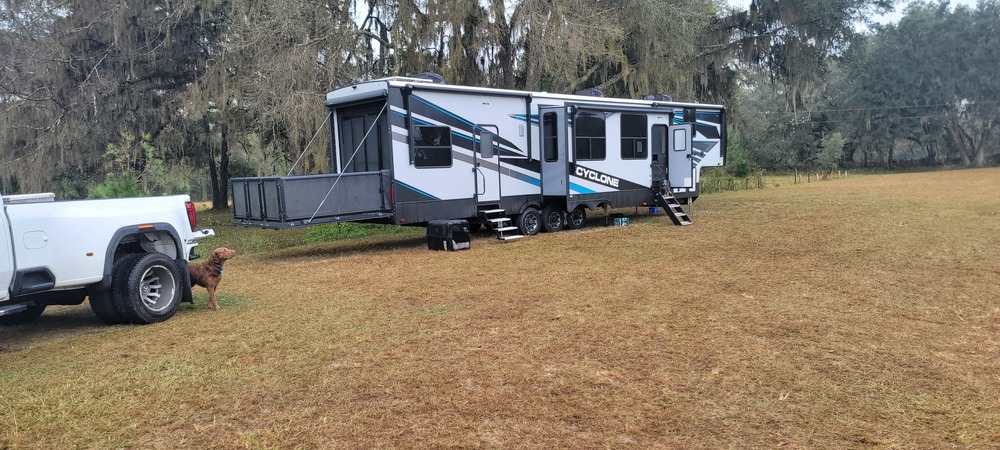 Photo of Rv