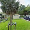 Mobile Home for Sale: 2 Bed 1 Bath 1980 Mobile Home