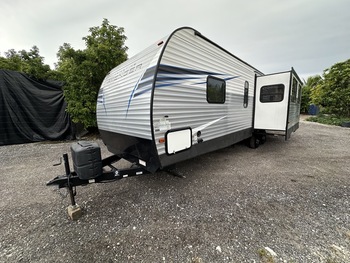 Thumbnail of RV
