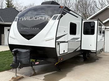 Thumbnail of RV