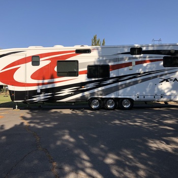 Thumbnail of RV