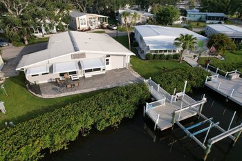 Thumbnail of mobile home