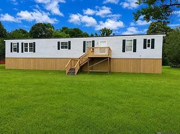 Thumbnail of mobile home