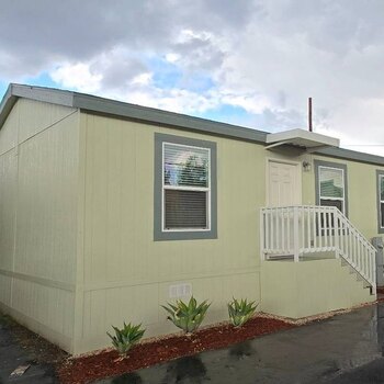 Thumbnail of mobile home