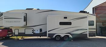 Thumbnail of RV