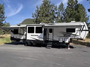 Thumbnail of RV