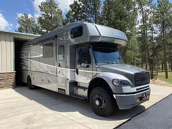 Thumbnail of RV