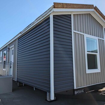 Thumbnail of mobile home