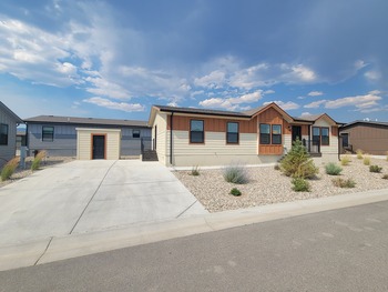 Thumbnail of mobile home