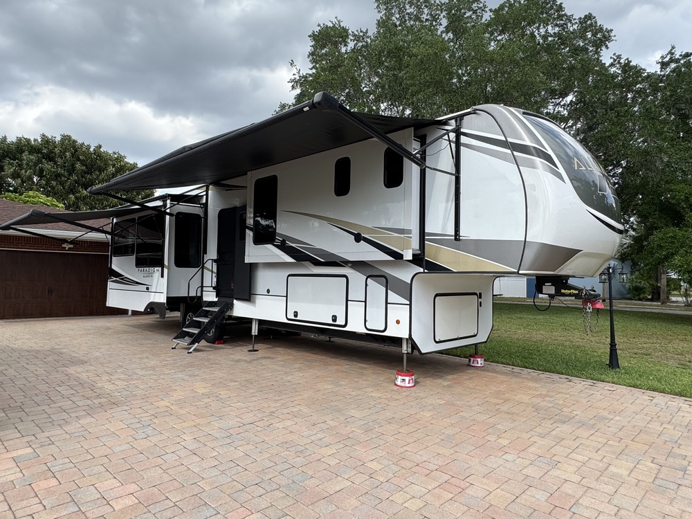 Photo of Rv